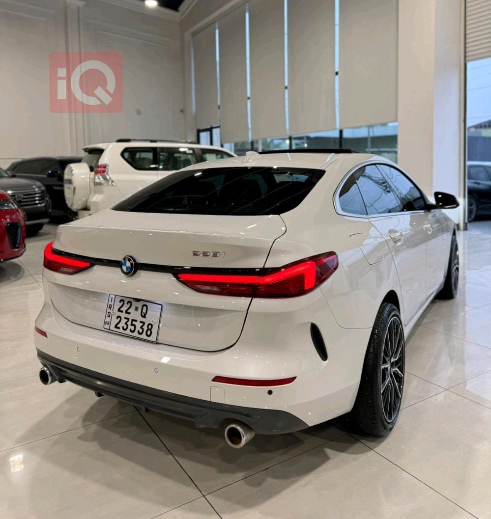 بي ام دبليو الفئة 2